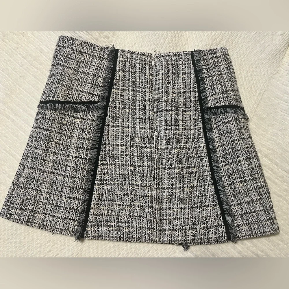 NWOT Veronica beard multi-colored tweed skirt - Picture 7 of 13